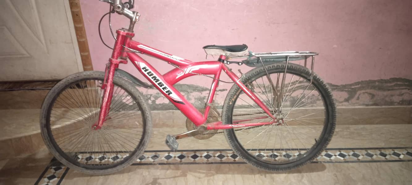 جس کو بھی یہ سائیکل چائیے وہ مجھ سے W. S پر رابطہ کرے 3