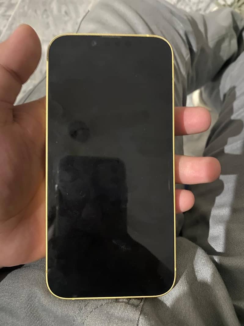 Apple iPhone 14 2