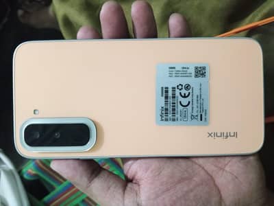 Infinix HOT 70