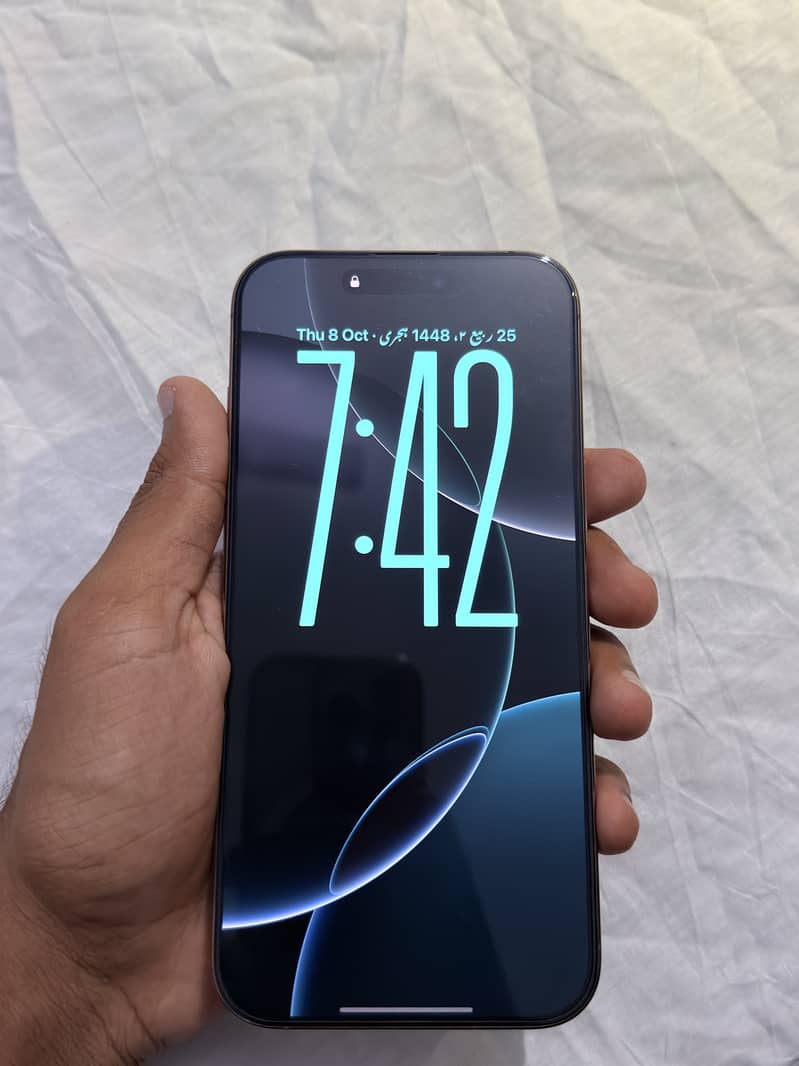 Apple iPhone 16 Pro Max 5