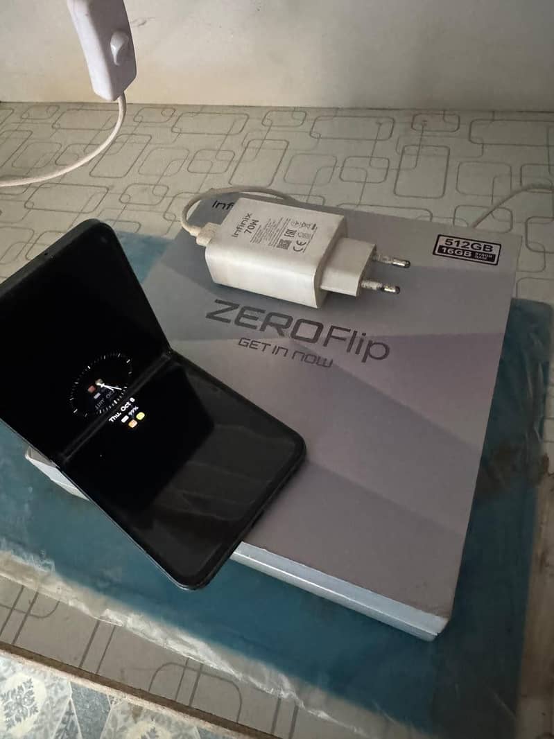 Infinix Zero Flip 5