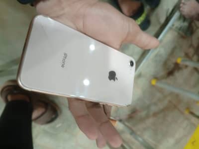 Apple iPhone 8