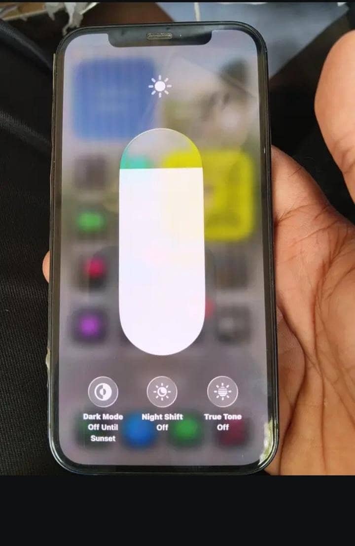 Apple iPhone 12 1
