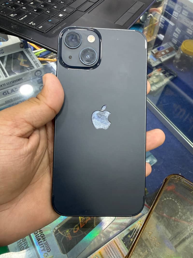iPhone 13 JV 0