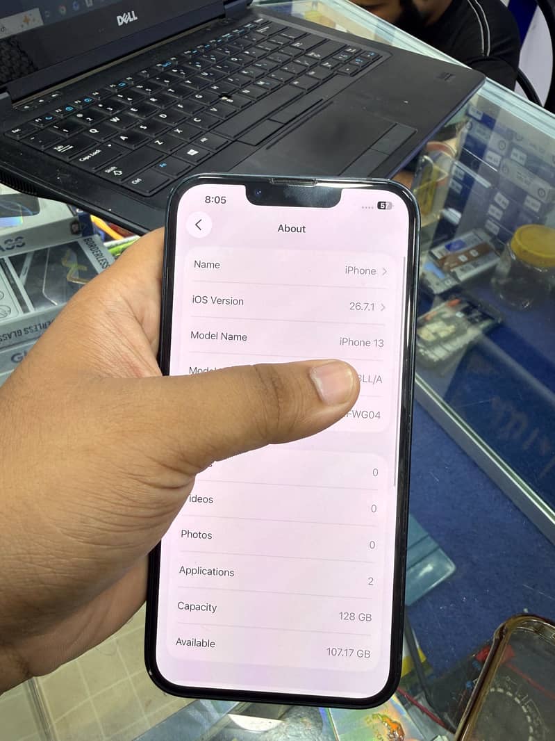 iPhone 13 JV 1