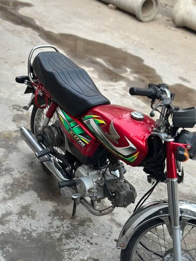 HONDA CD 70 2022 MODEL
