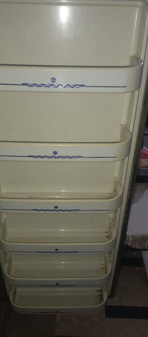 Freezer Dawlance 1