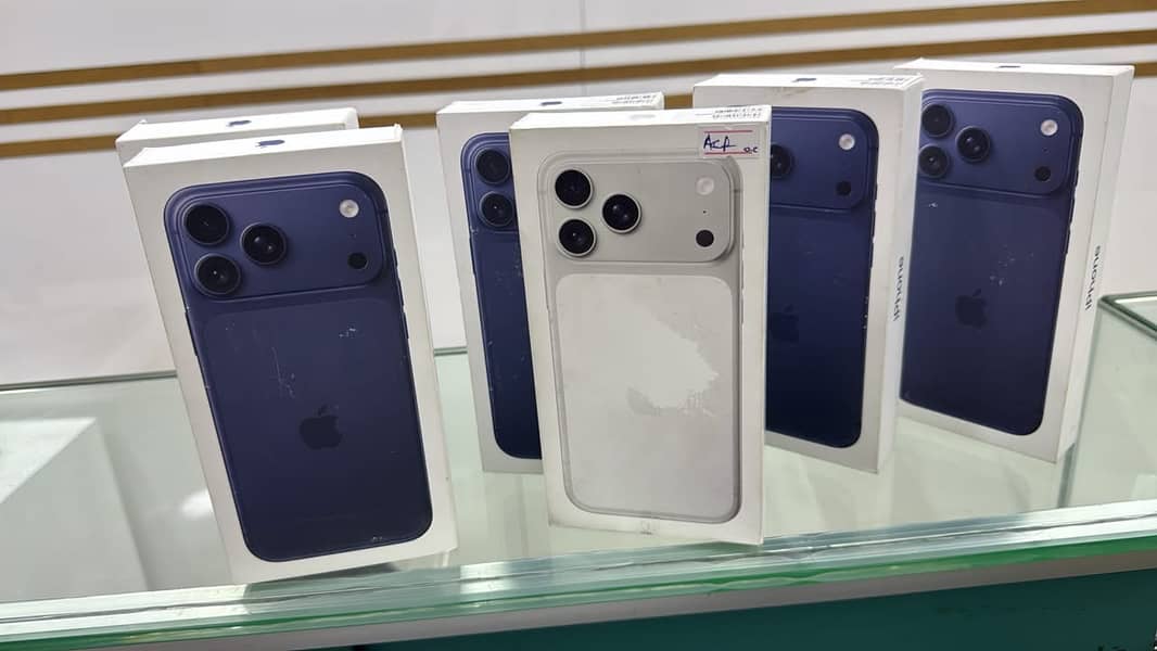 Apple iPhone 17 Pro Max 0