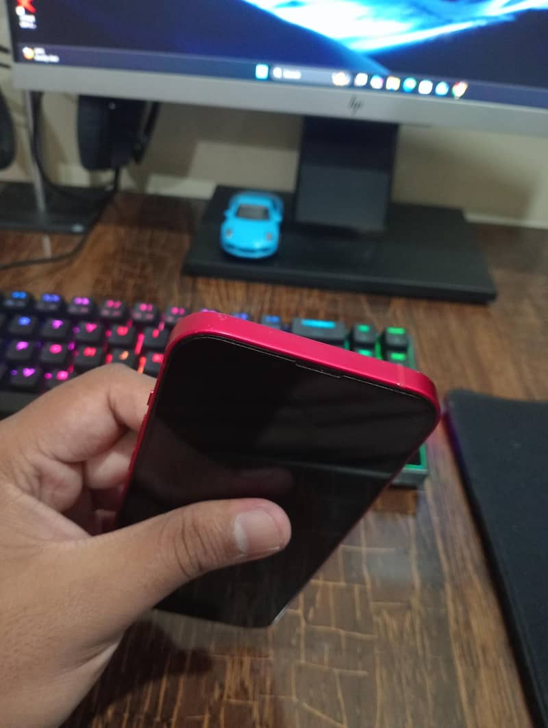 Apple iPhone 14 3
