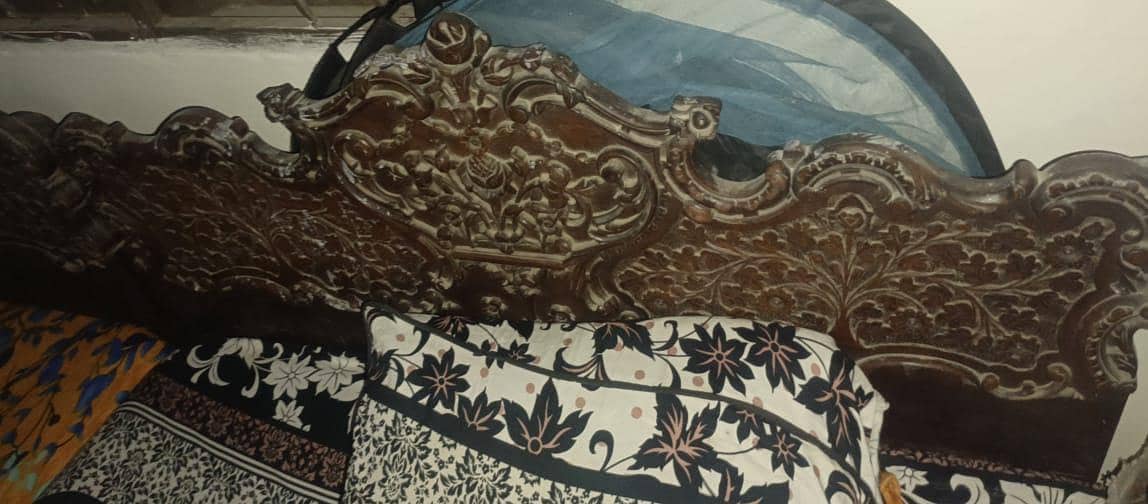Single bed 2