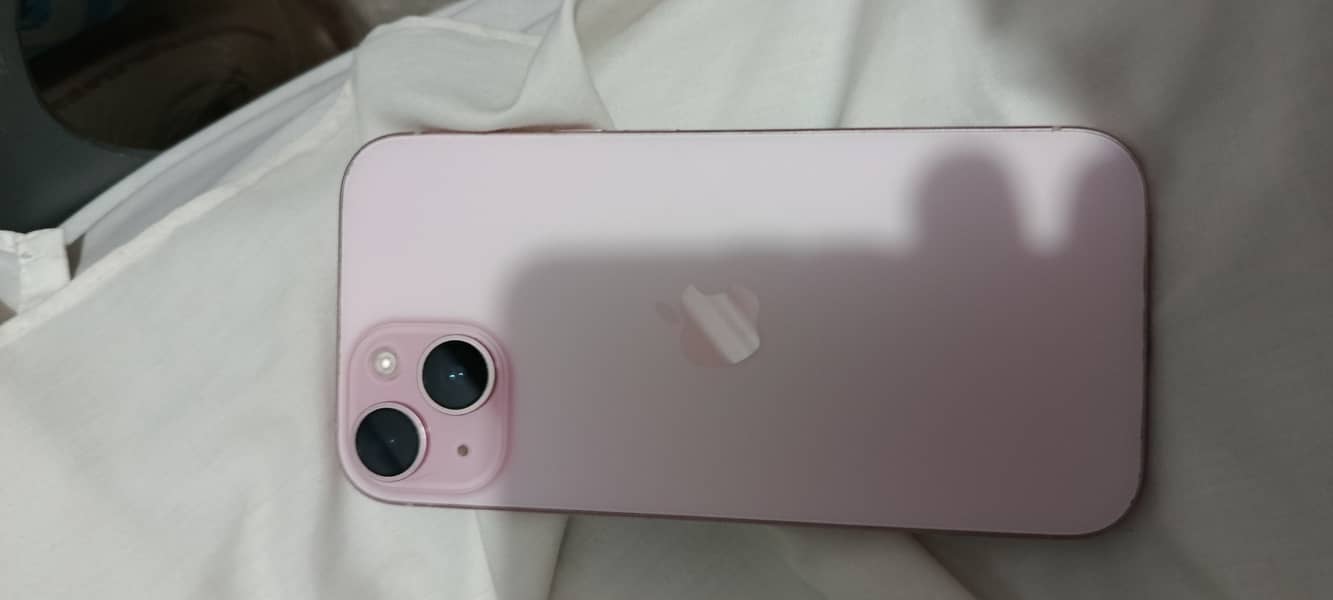 Apple iPhone 15 5