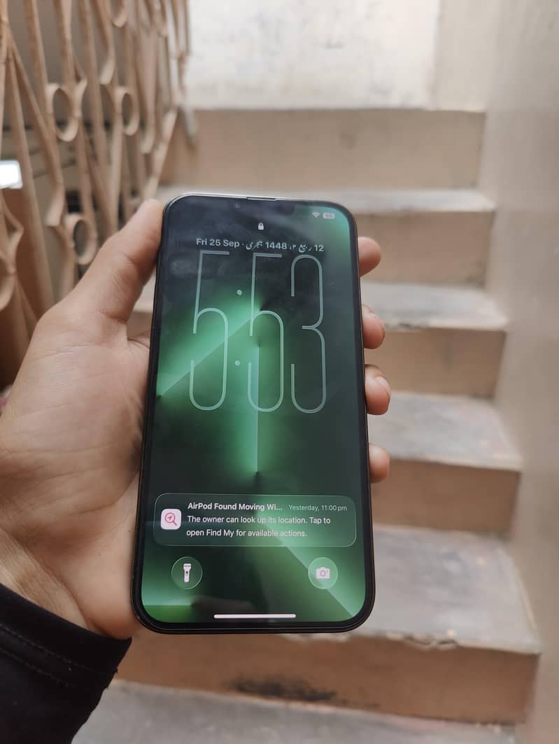 Apple iPhone 13 Pro Max 4