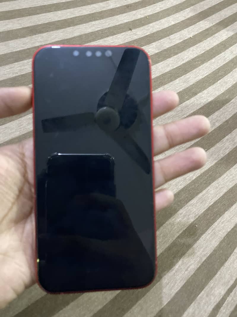 Apple iPhone 13 2