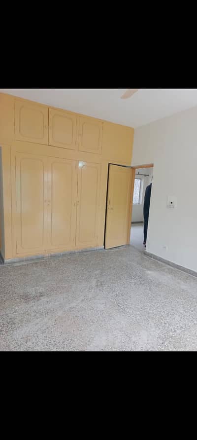 Beautiful First Floor For Rent In I-10