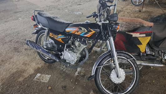 United 125 same like honda cg125