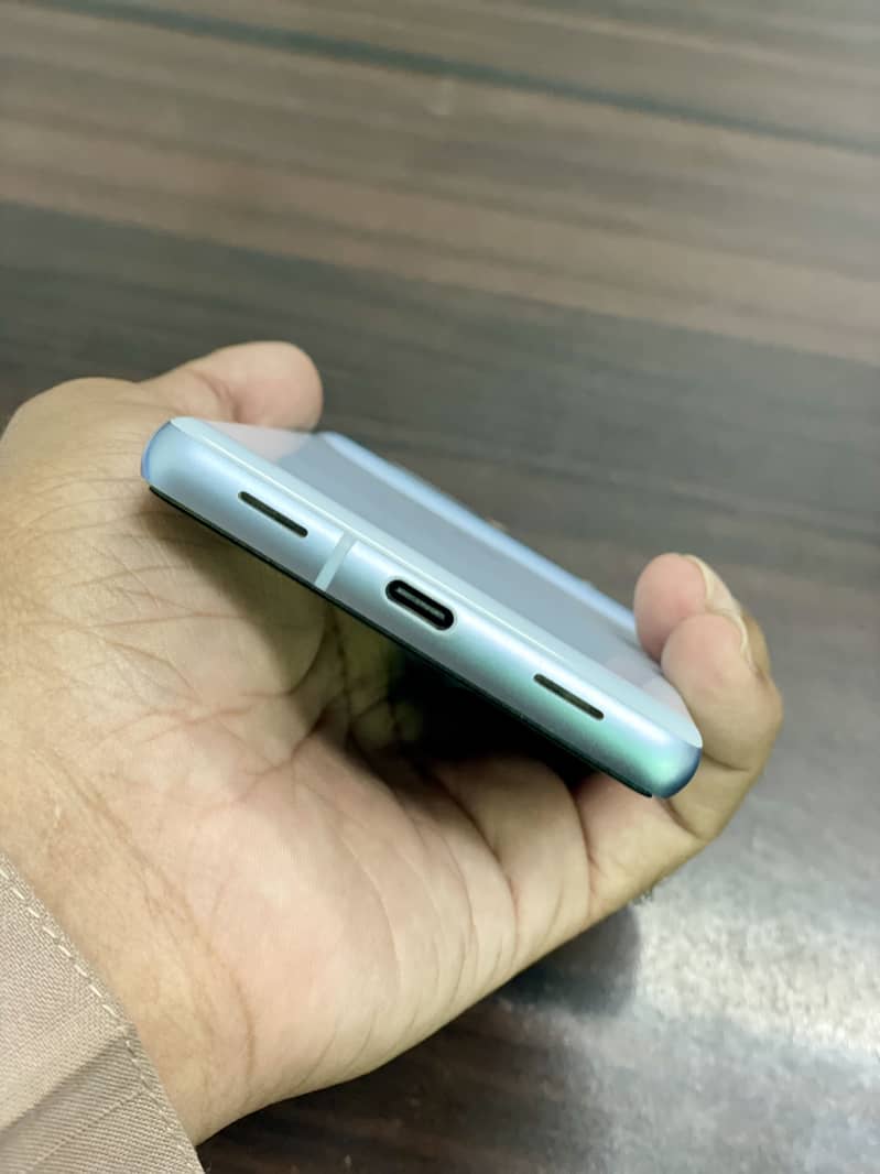 Google Pixel 7a 1