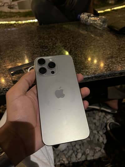 Apple iPhone 15 Pro Max