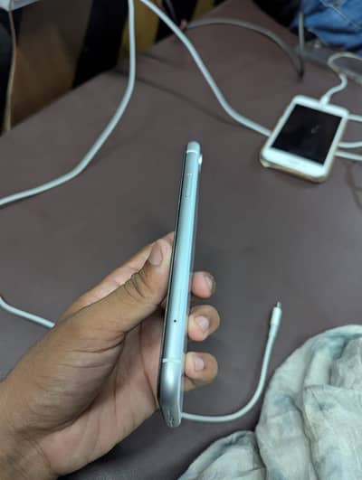 Apple iPhone XR