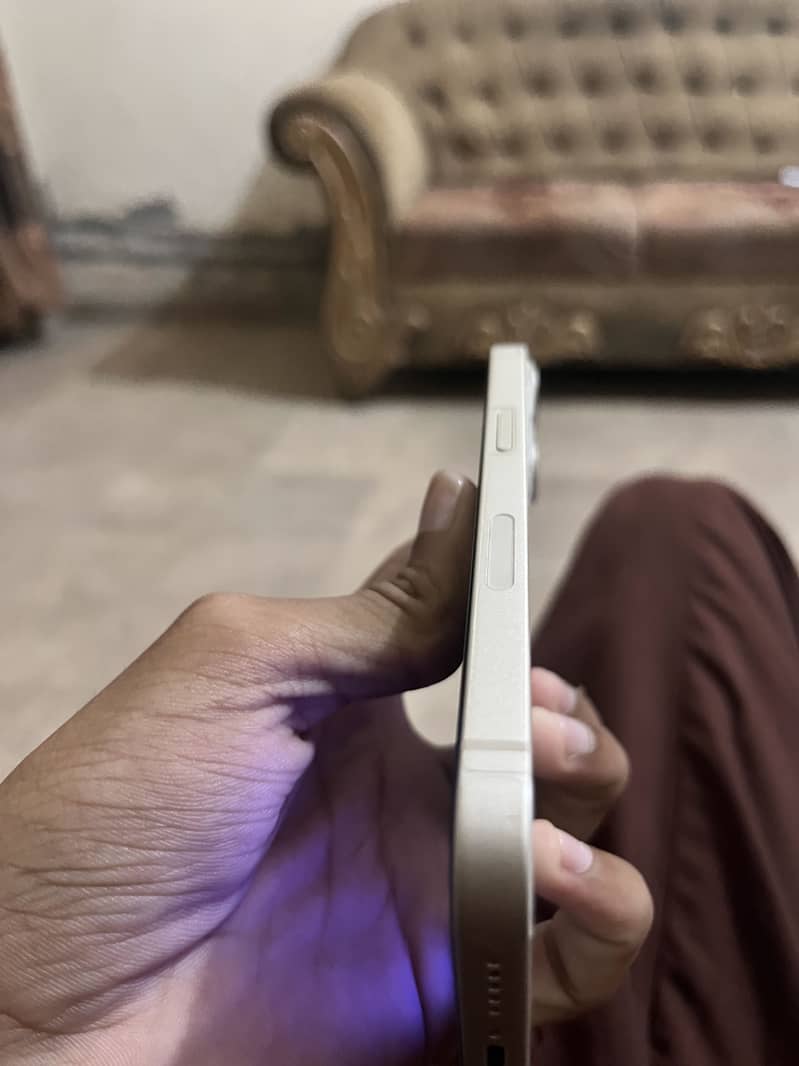 iPhone 13 PTA 3