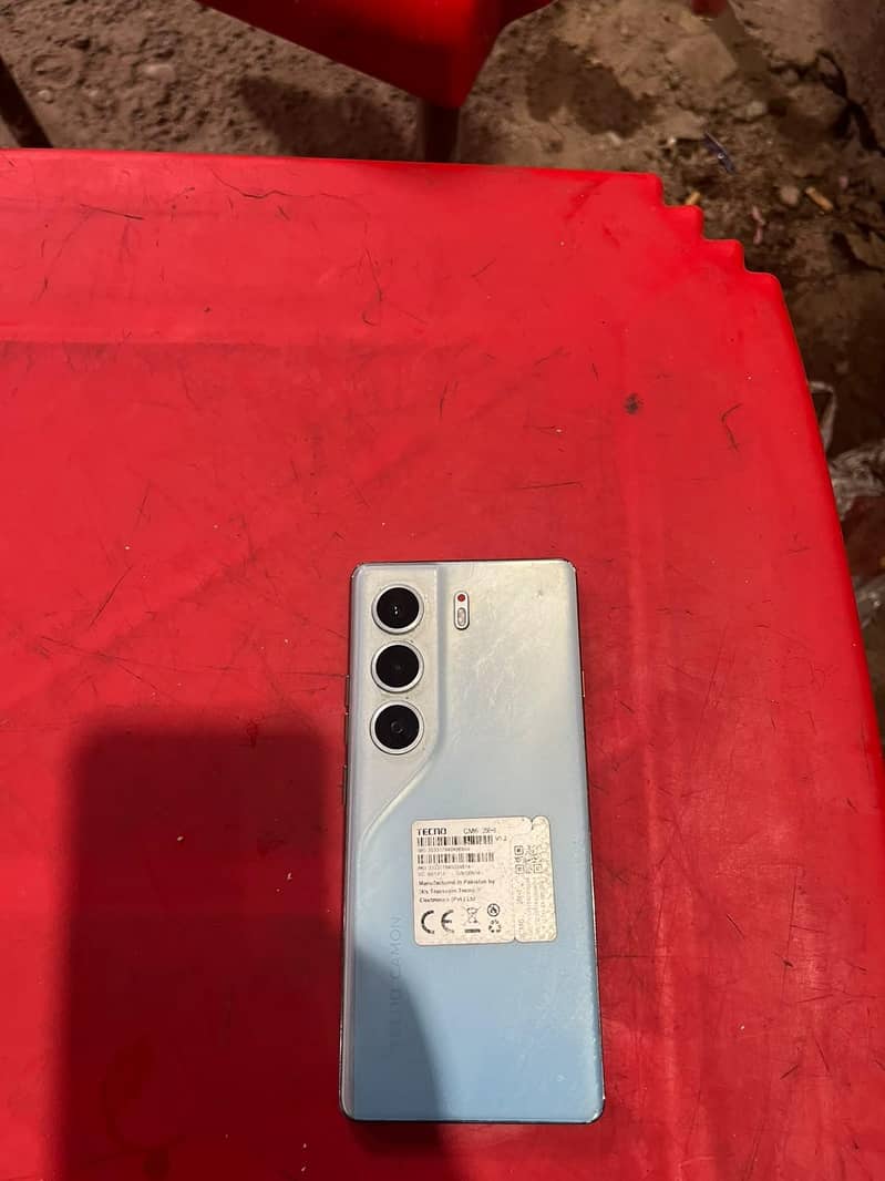 Tecno CAMON 40 Pro 3