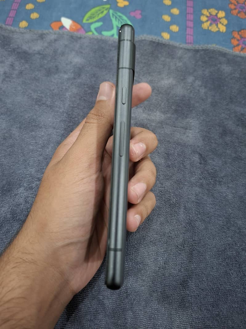 Google Pixel 7a 4