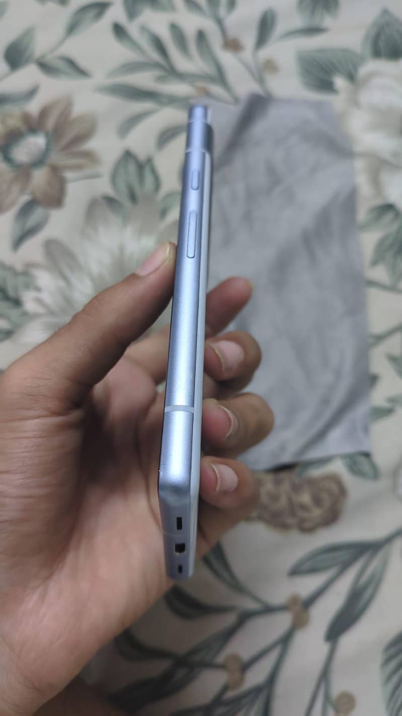 Google Pixel 7a 1