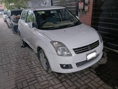 Suzuki Swift DLX 2014