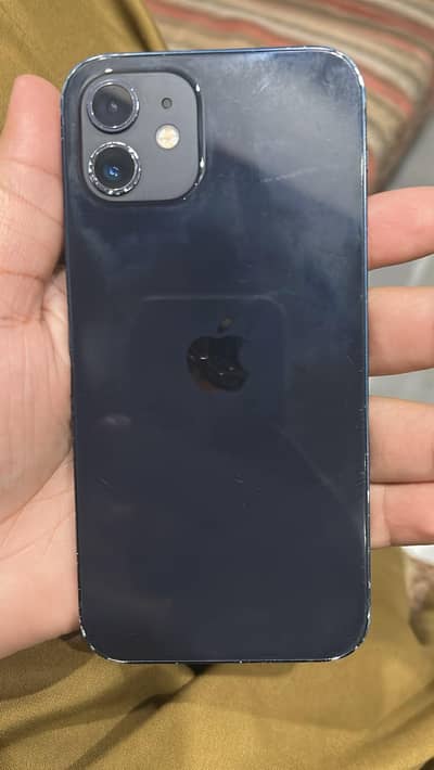 Apple iPhone 12