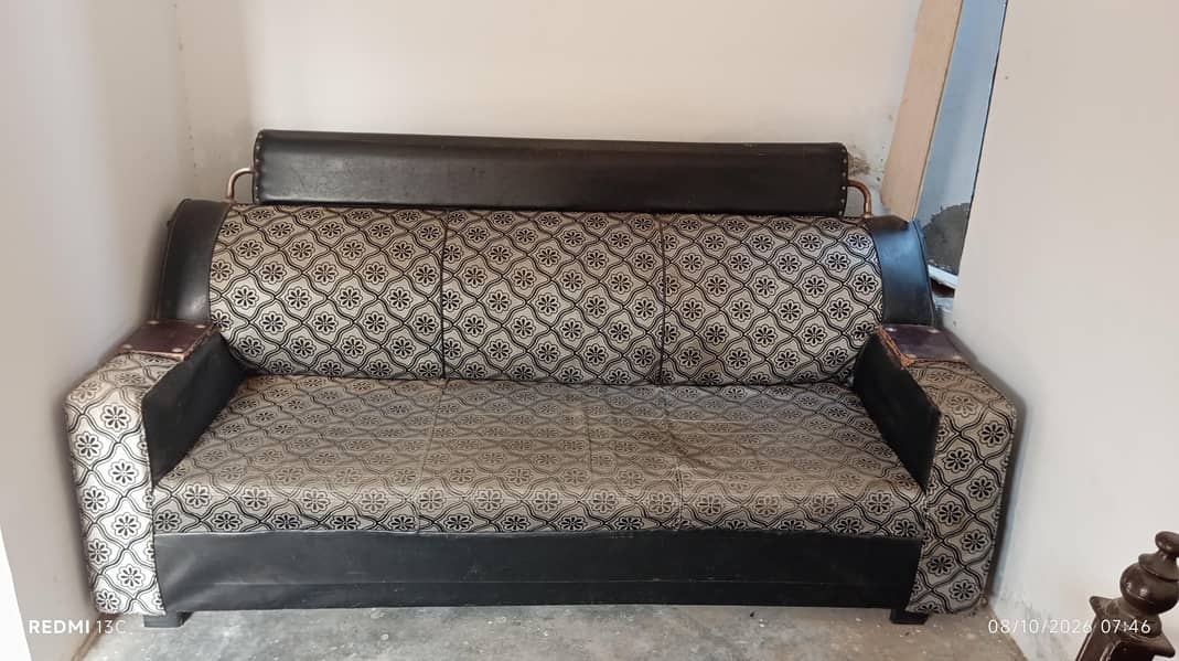 3 seater sofa set 0