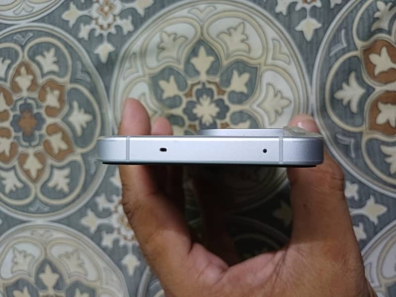 OnePlus 13s 2