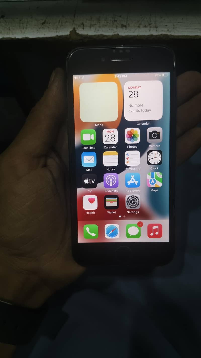 Apple iPhone 7 4