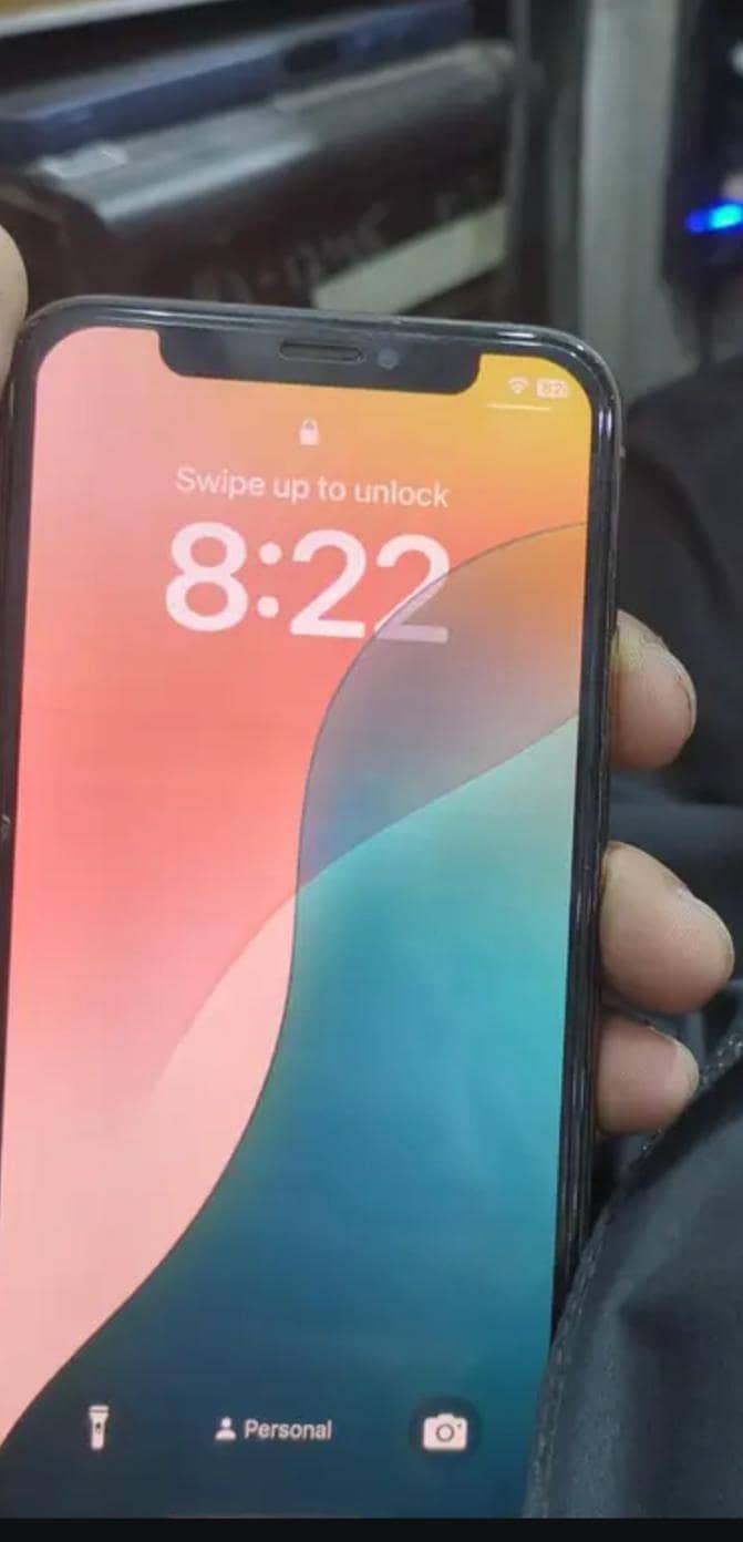 Apple iPhone Xs 1
