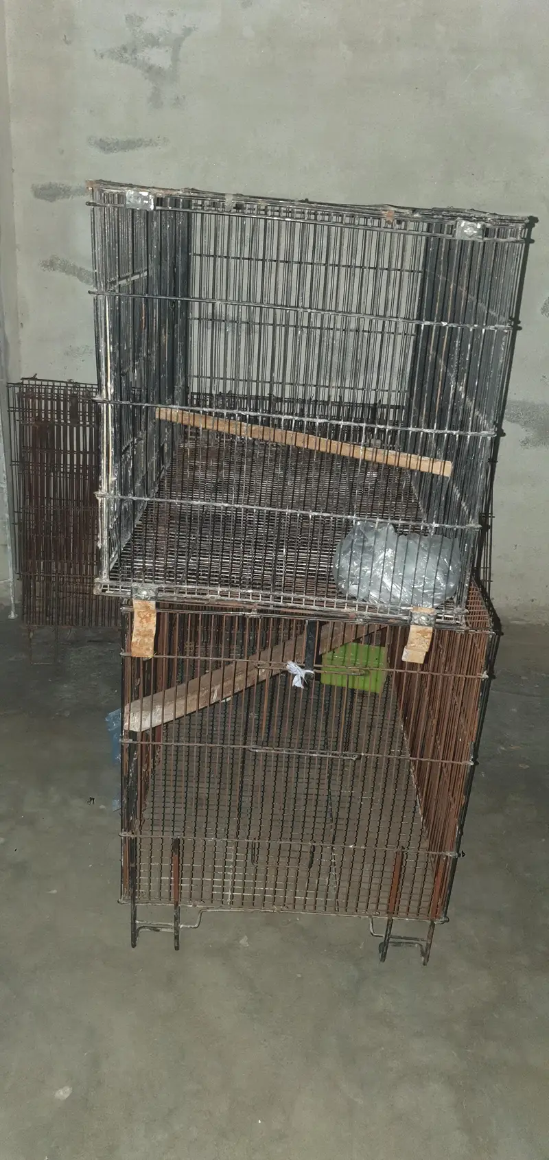 2x1.5 and 2.5x1.5 cages available for sale — photo 3