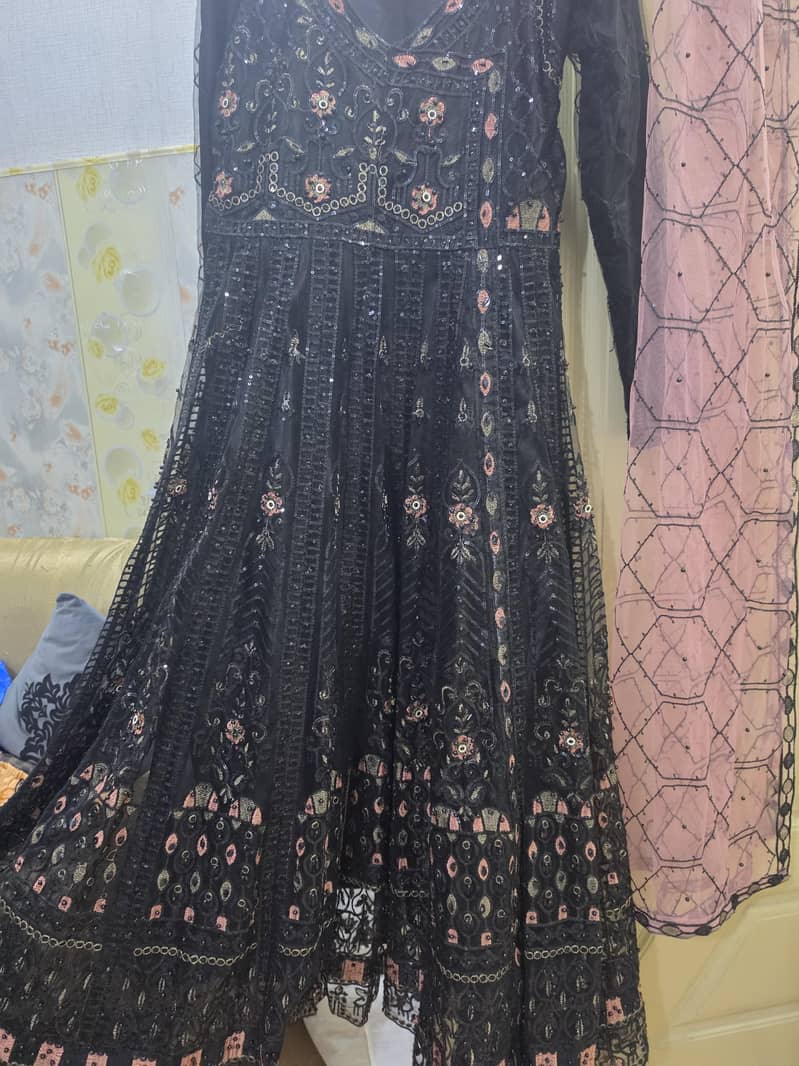maxi black 0