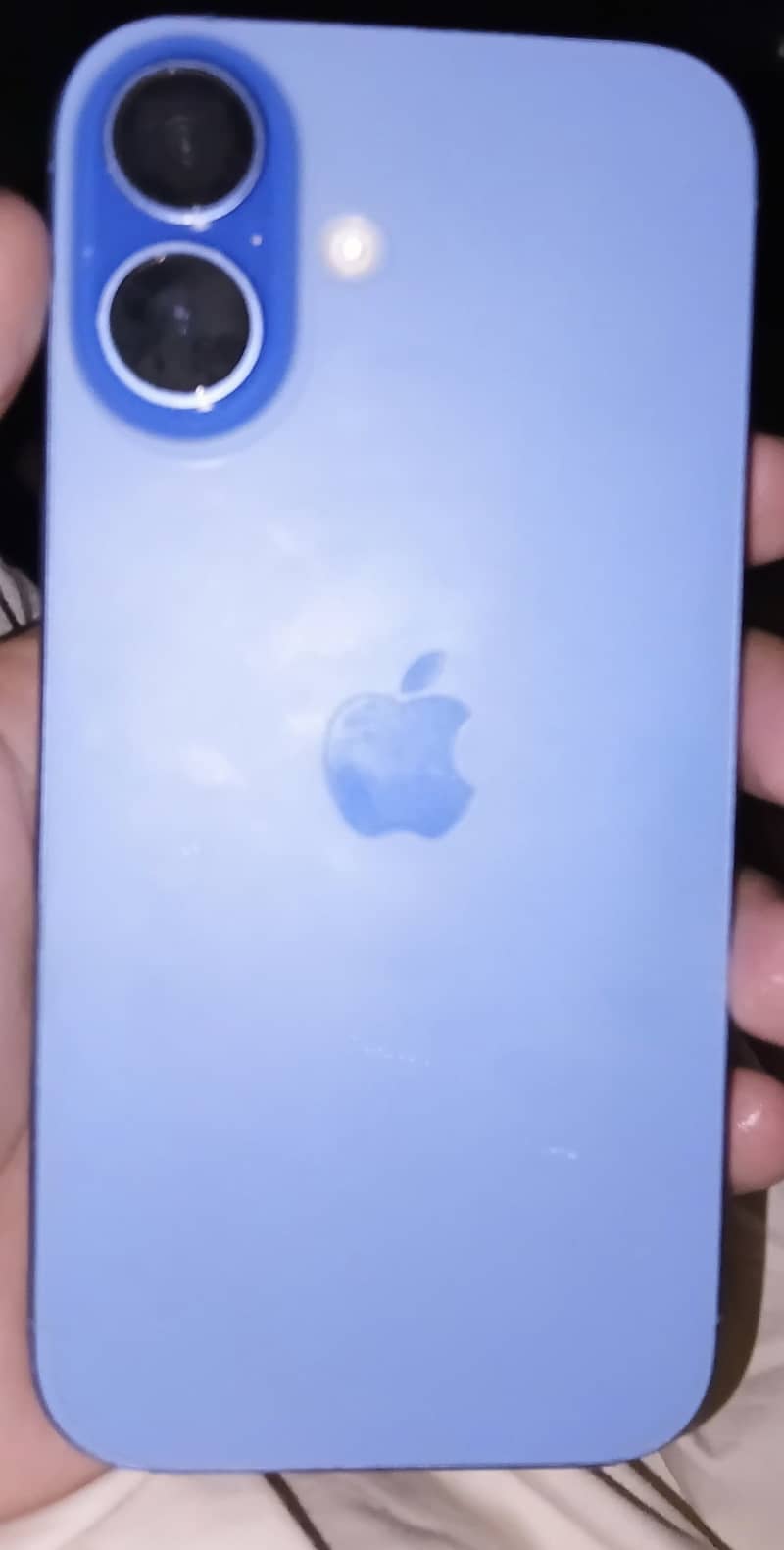 Apple iPhone 16 2