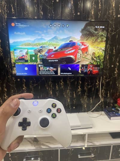 Xbox One S || 1 TB VARIANT