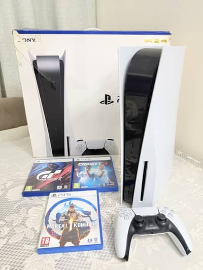 Ps5 Disc edition 825gb complete box and 3 games
