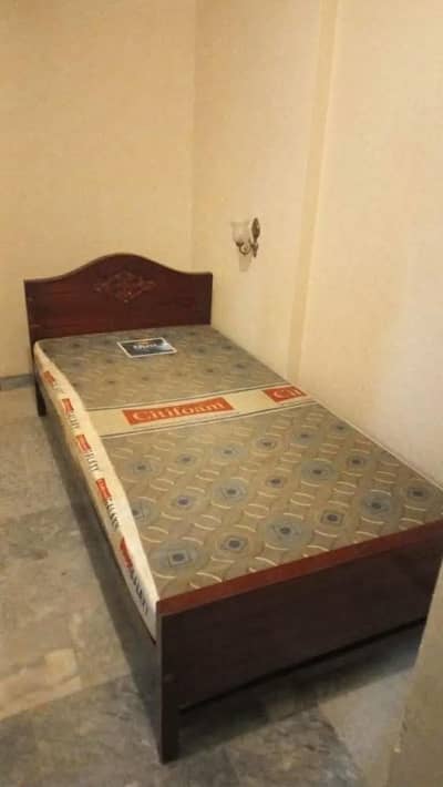 Single Bed with mattres