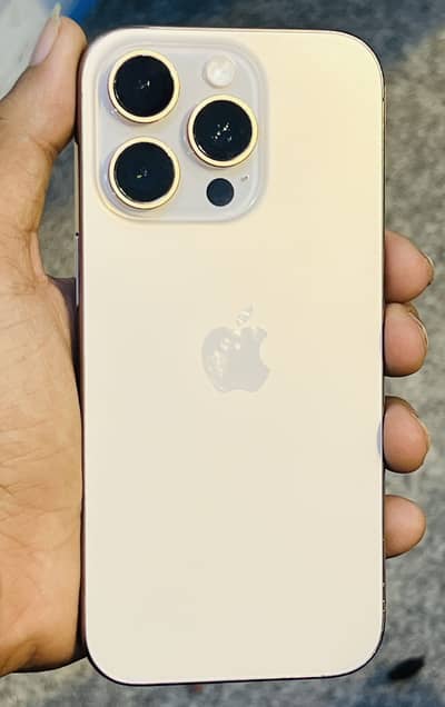 Apple iPhone 16 Pro