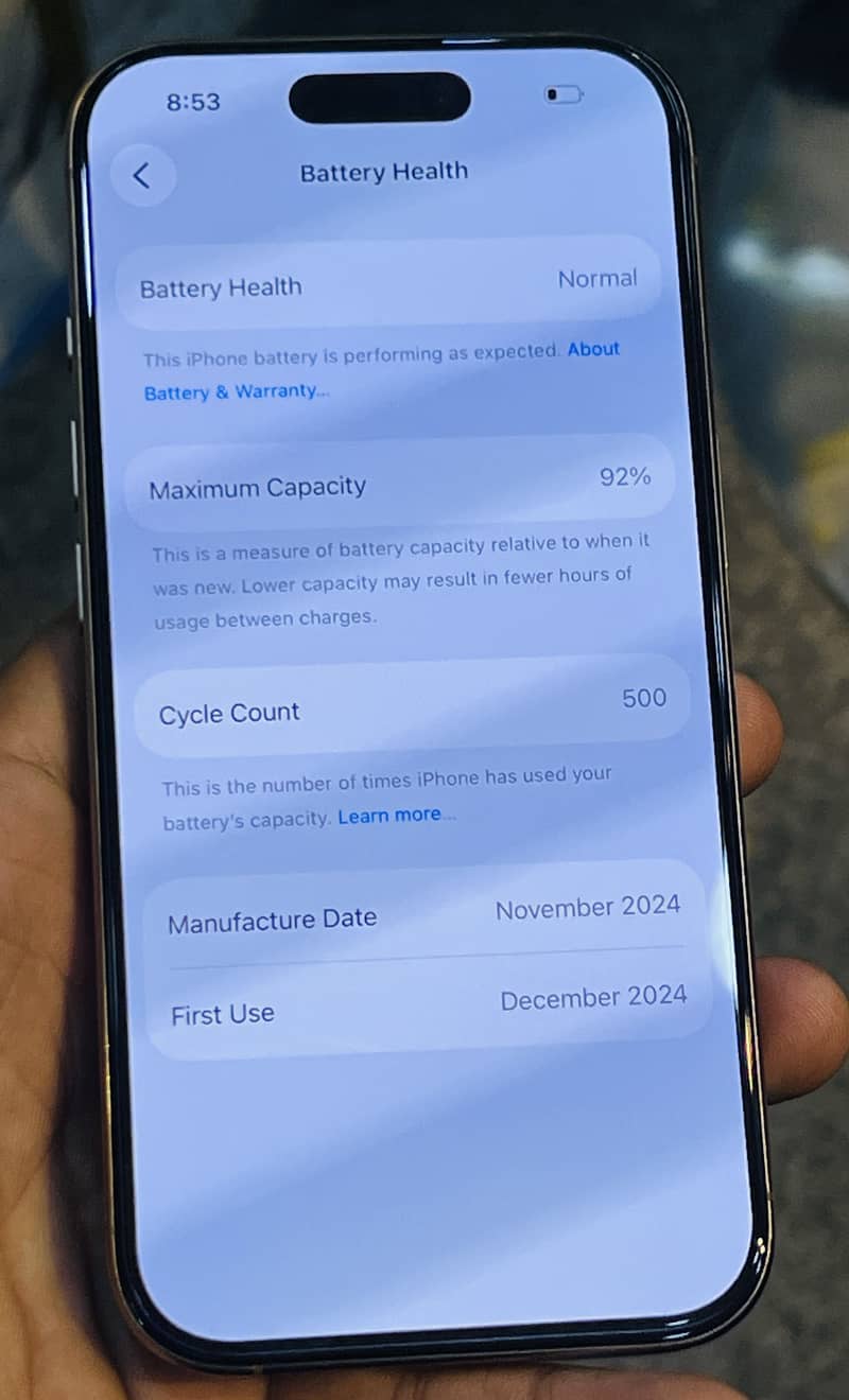 Apple iPhone 16 Pro 2