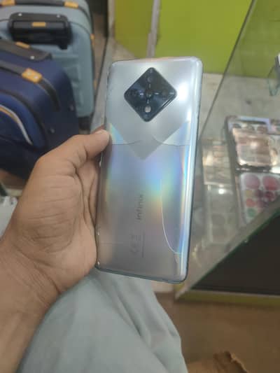 infinix ZERO 8i