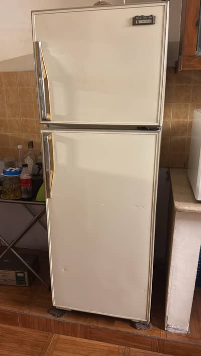 Fridge 2 door in good condition