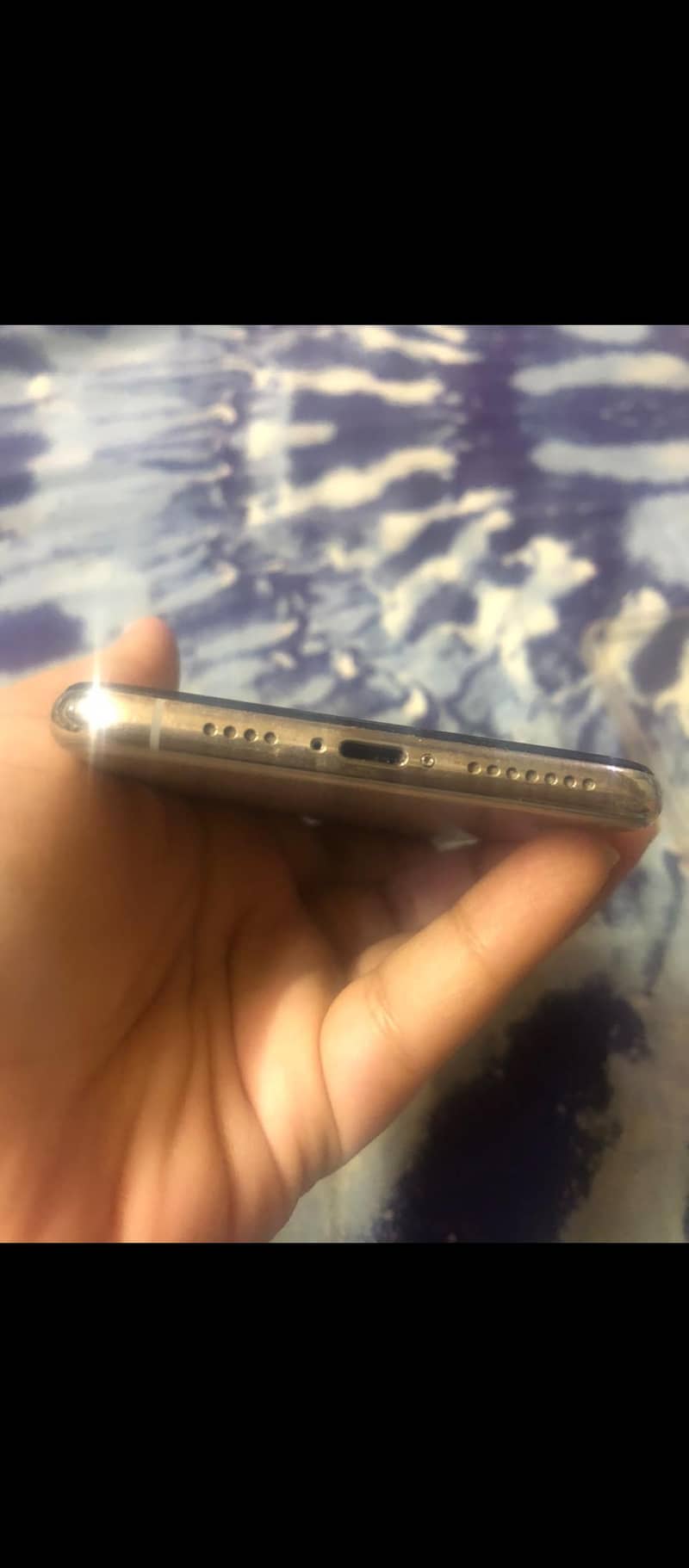 Apple iPhone X 4