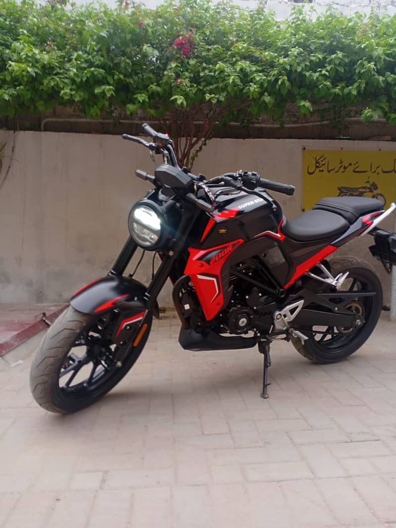 Super Star 200CC 2024 - Sports & Heavy Bikes - 1120244131