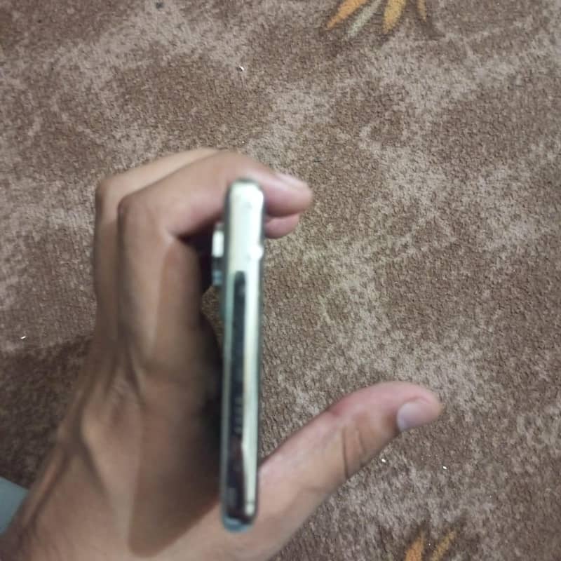 Tecno CAMON 40 Pro 3