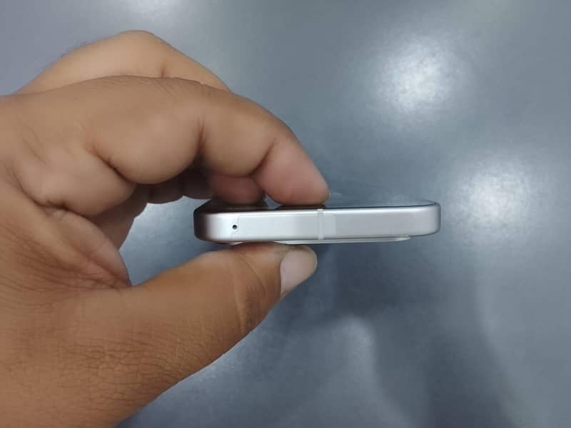 Google Pixel 9 3