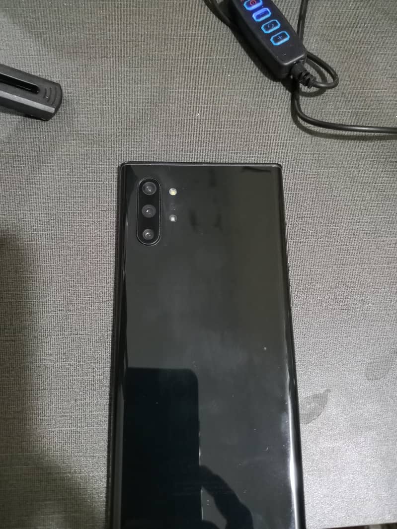 Samsung Mobile Note 10 Plus 5