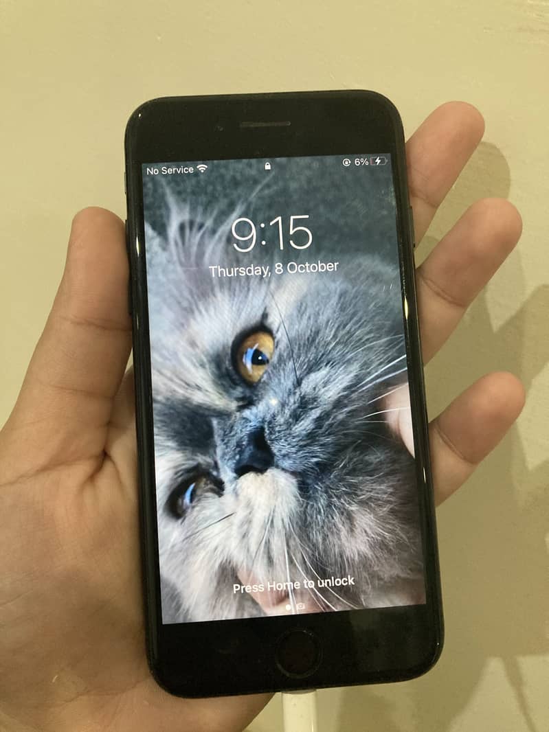Apple iPhone 7 3