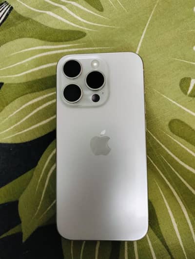 Apple iPhone 15 Pro