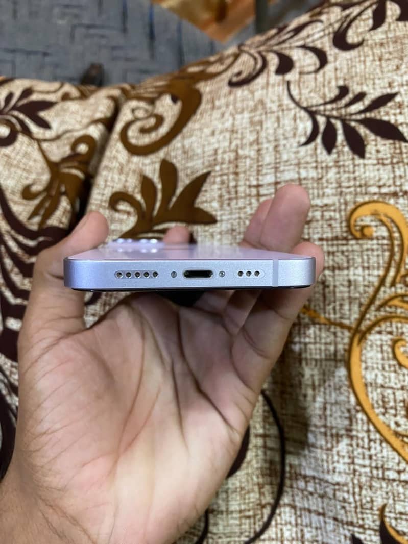 Apple iPhone 14 2